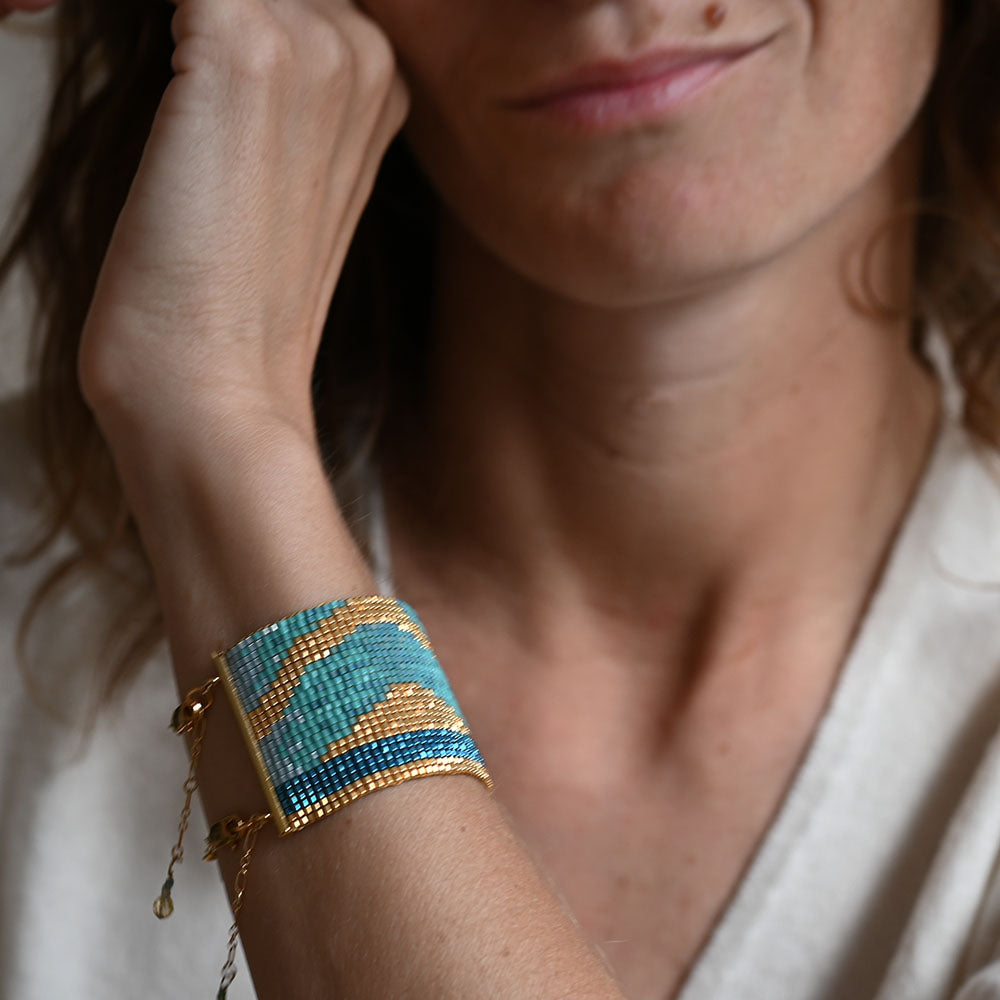 Naronna handmade woven Ariel Bracelet with colourful pattern