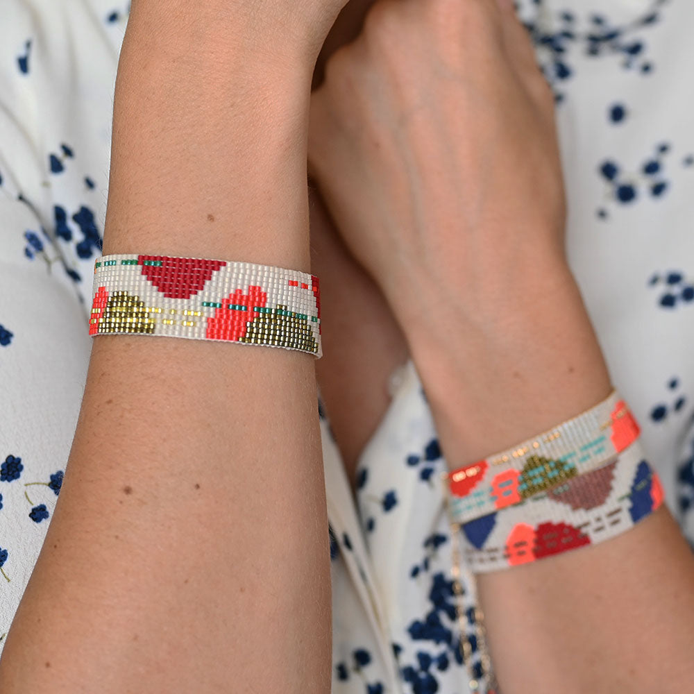 Combination of Naronna handmade woven bracelets with colourful pattern