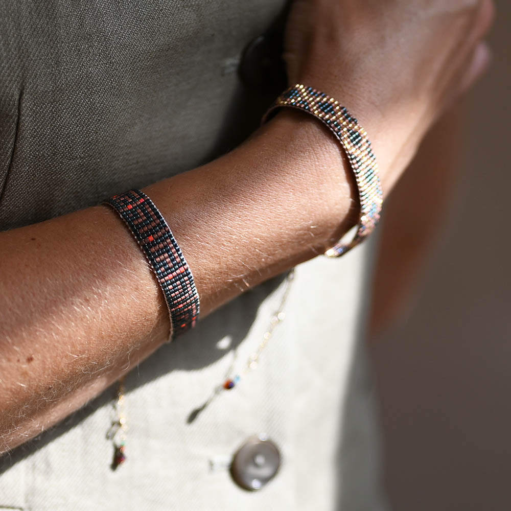 Naronna handmade woven Dakota Bracelet with colourful pattern