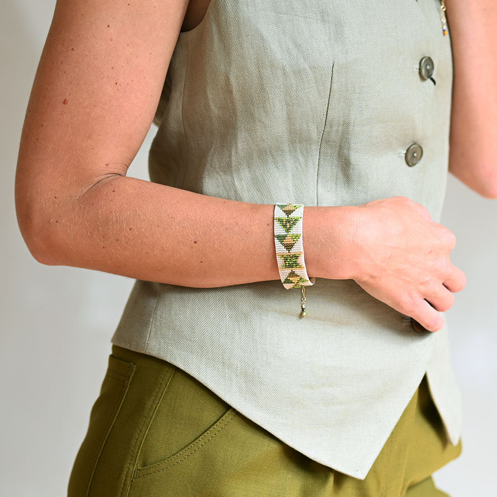 Naronna handmade woven Dalia Bracelet with colourful pattern