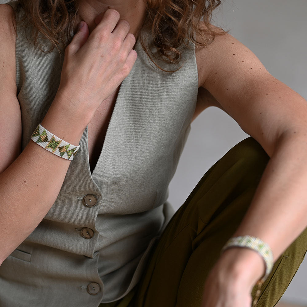 Naronna handmade woven Dalia Bracelet with colourful pattern