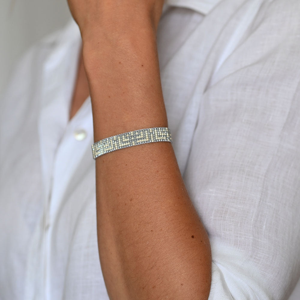 Naronna handmade woven Lila Bracelet with colourful pattern