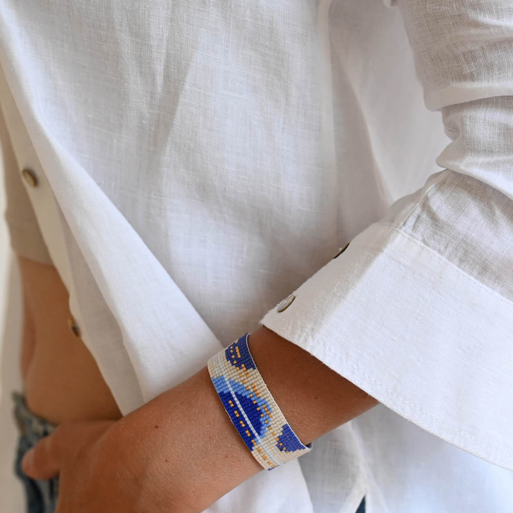 Naronna handmade woven Luna Bracelet with colourful pattern