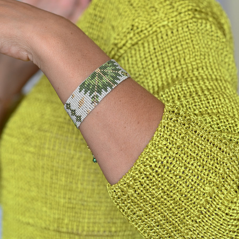 Naronna handmade woven Mia Bracelet with colourful pattern
