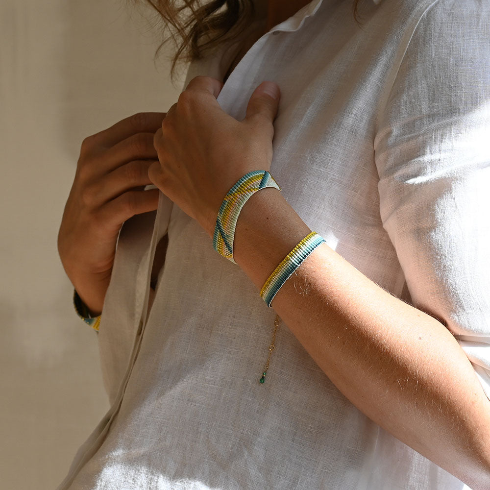 Naronna handmade woven Nayeli Bracelet with colourful pattern