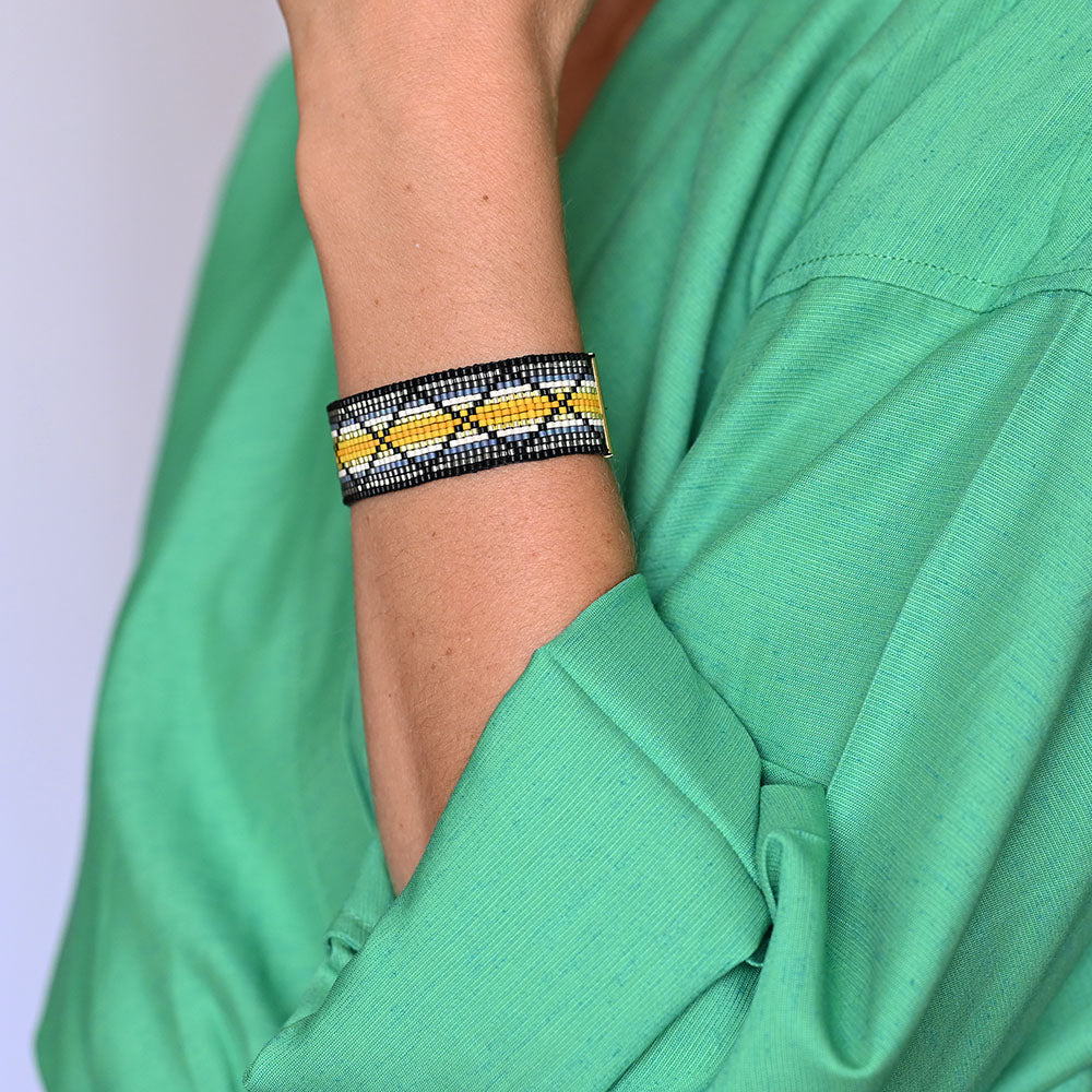 Naronna handmade woven Quinn Bracelet with colourful pattern