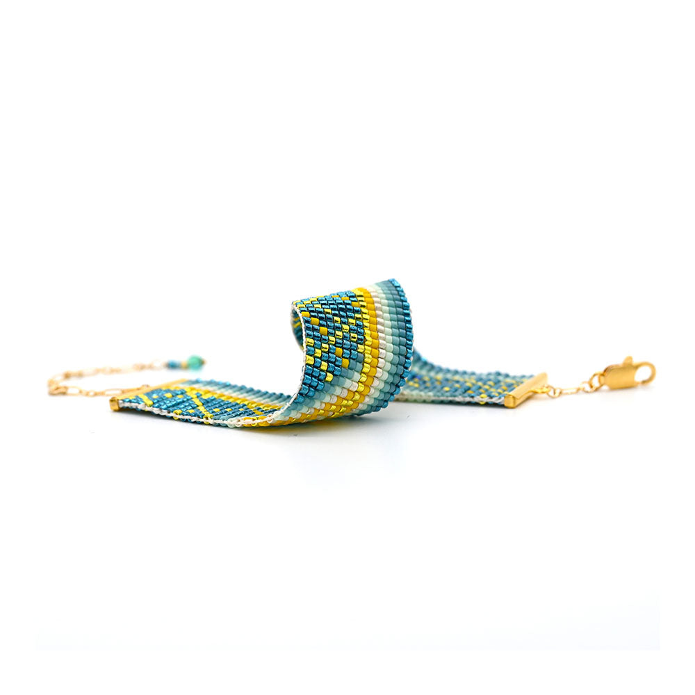 Naronna handmade woven River Bracelet with colourful pattern