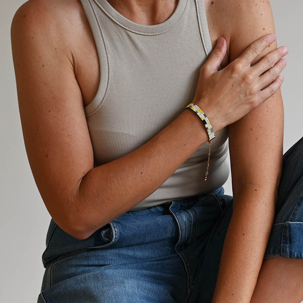 Naronna handmade woven Salma Bracelet with colourful pattern