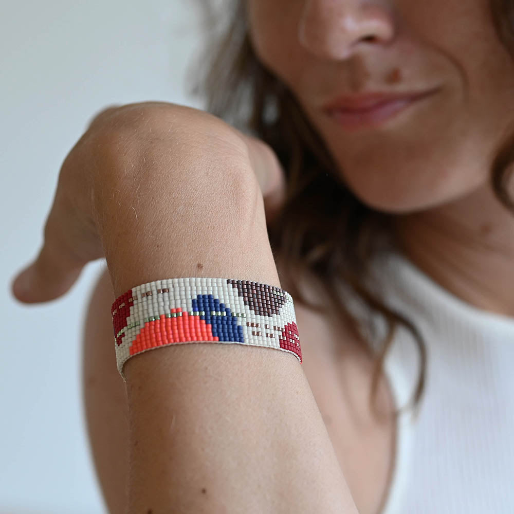 Naronna handmade woven Sofia Bracelet with colourful pattern