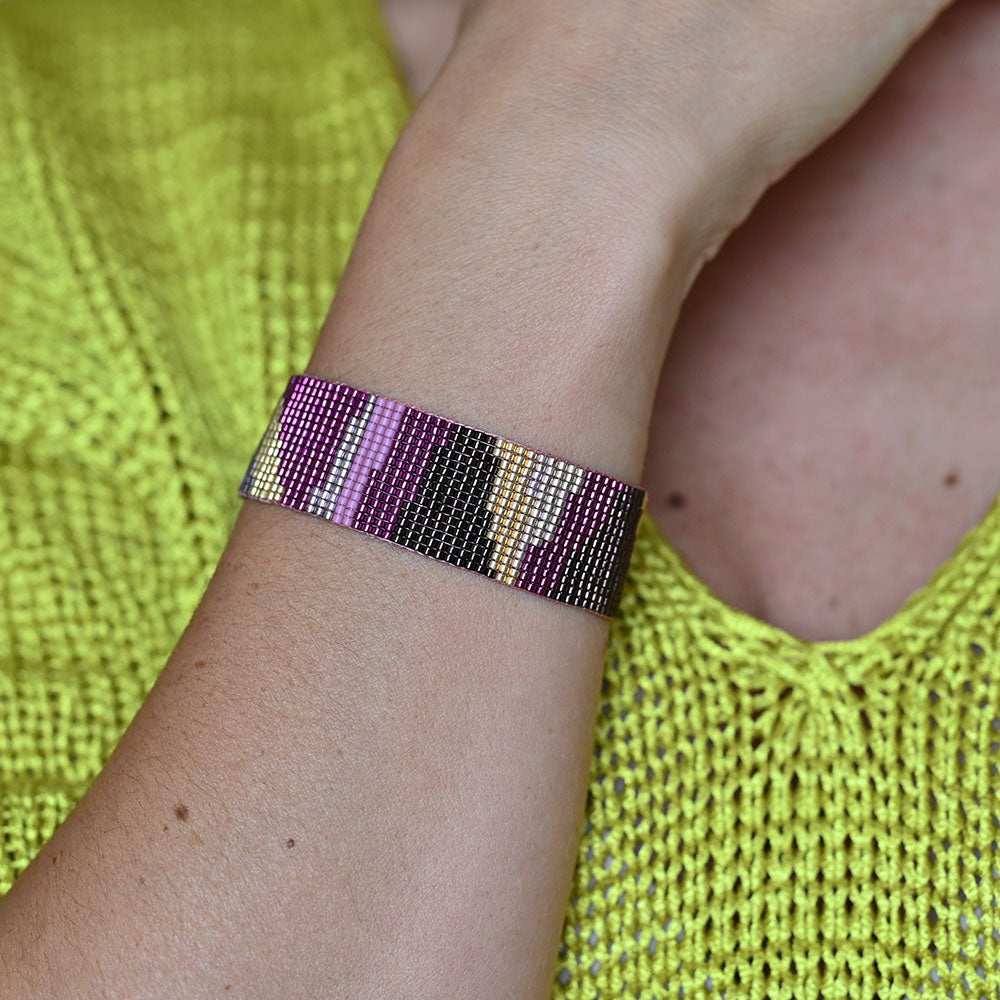 Naronna handmade woven Victoria Bracelet with colourful pattern