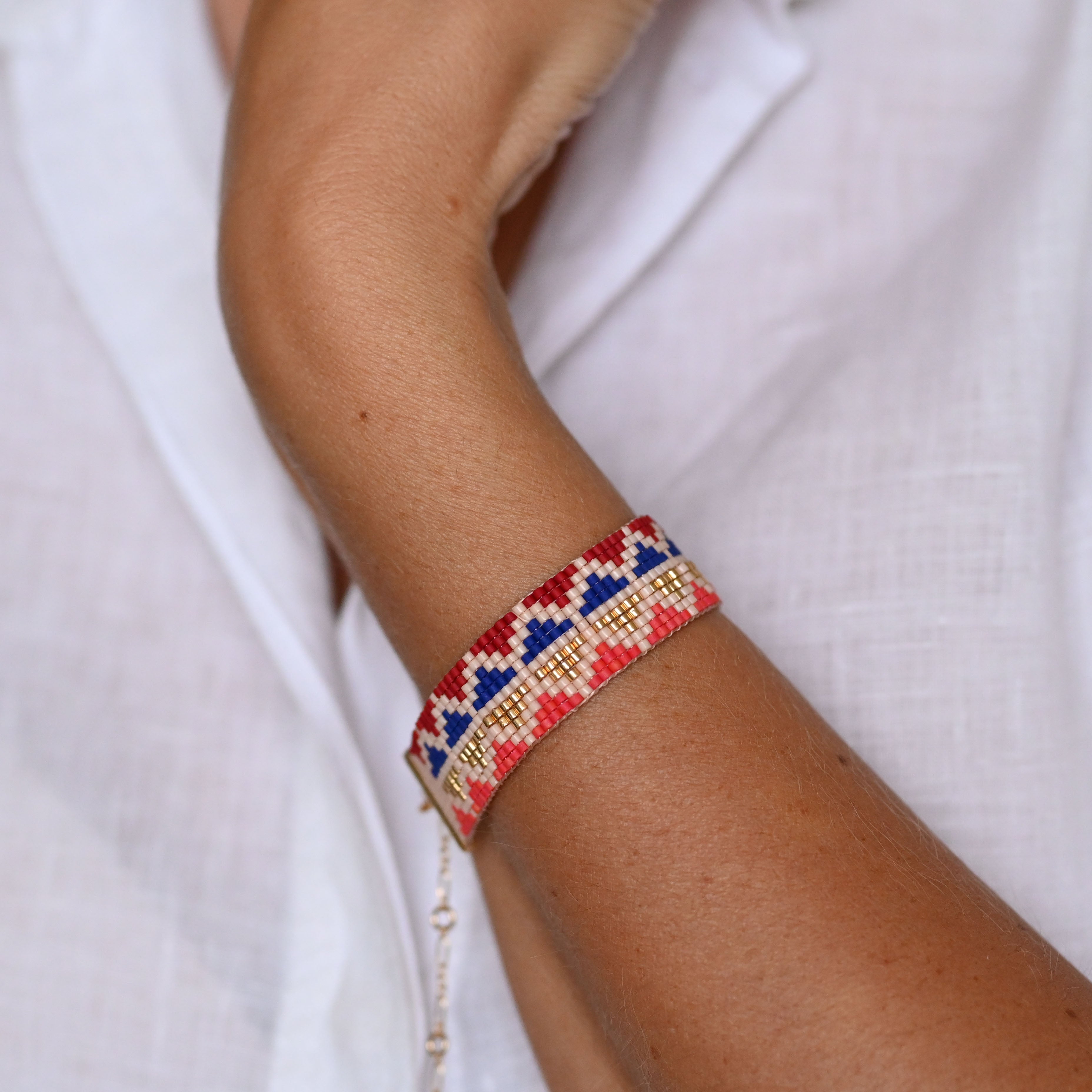 Naronna handmade woven Ayla Bracelet with colourful pattern