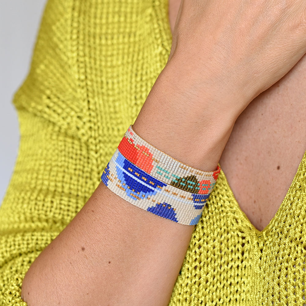 Naronna handmade woven Luna Bracelet with colourful pattern