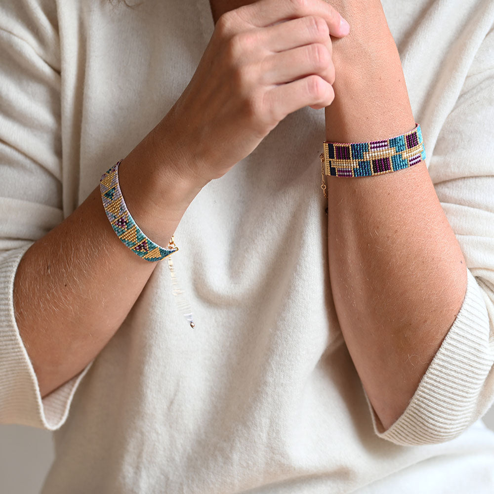 Naronna handmade woven Naomi Bracelet with colourful pattern