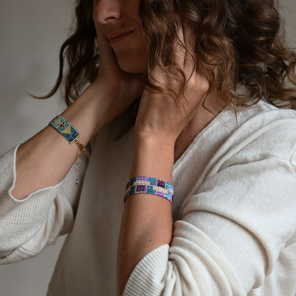 Naronna handmade woven Naomi Bracelet with colourful pattern