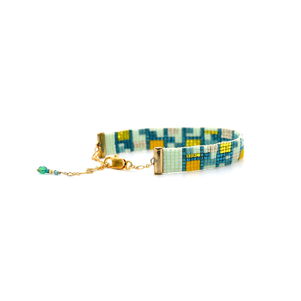 Naronna handmade woven Noa Bracelet with colourful pattern