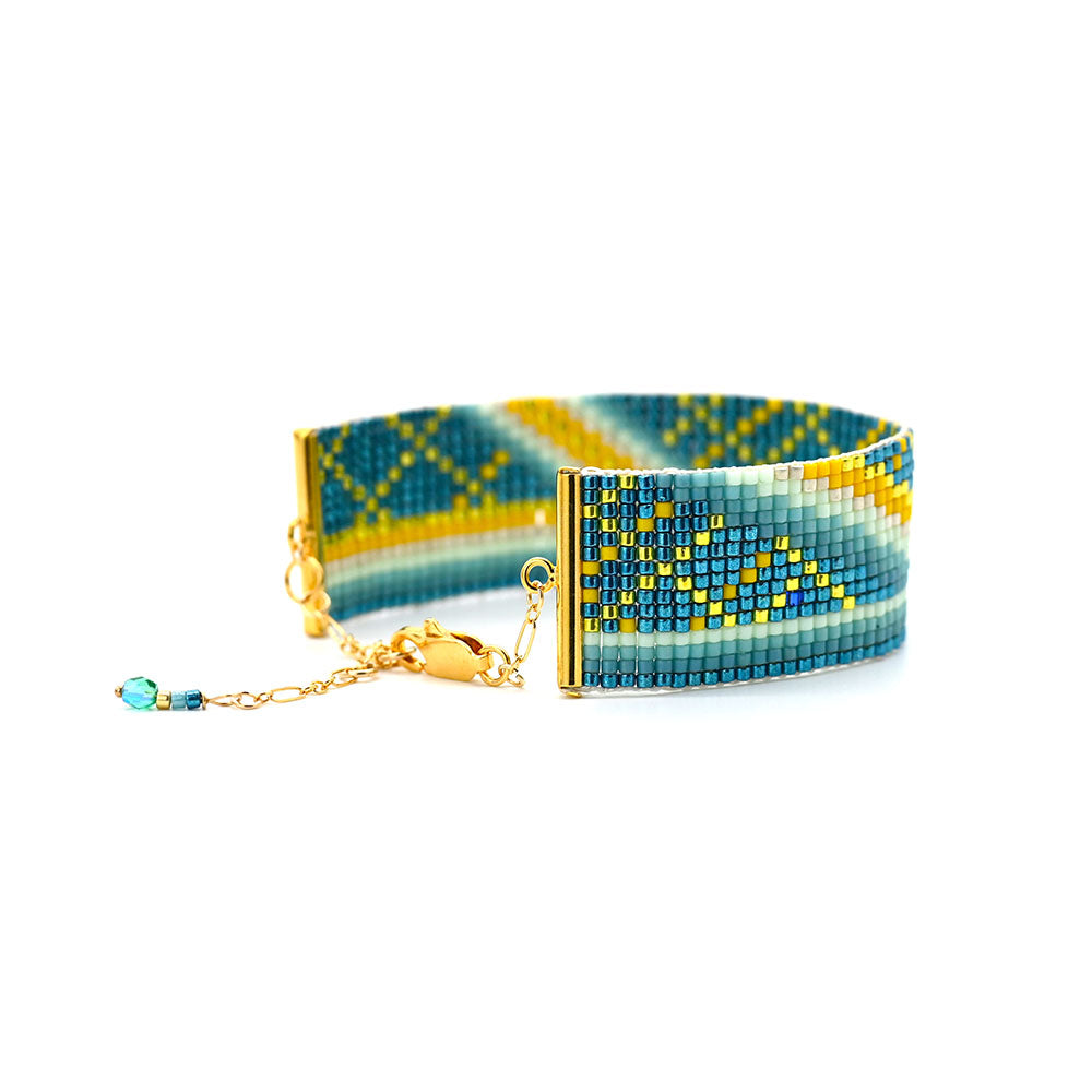 Naronna handmade woven River Bracelet with colourful pattern