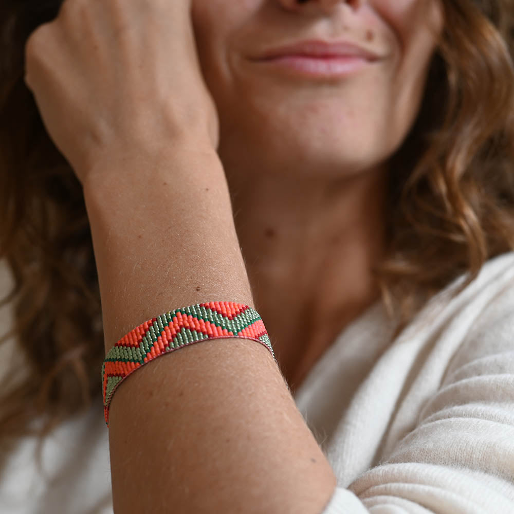 Naronna handmade woven Selah Bracelet with colourful pattern