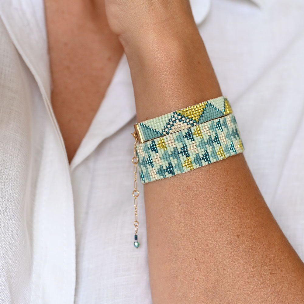 Naronna handmade woven Zoe Bracelet with colourful pattern